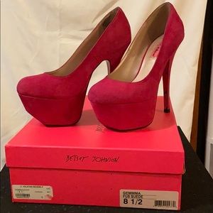 Betsey Johnson fuchsia suede platforms